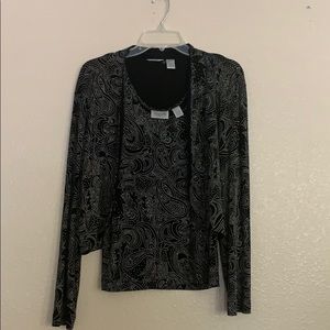 ON SALE‼️Two set top 🚨